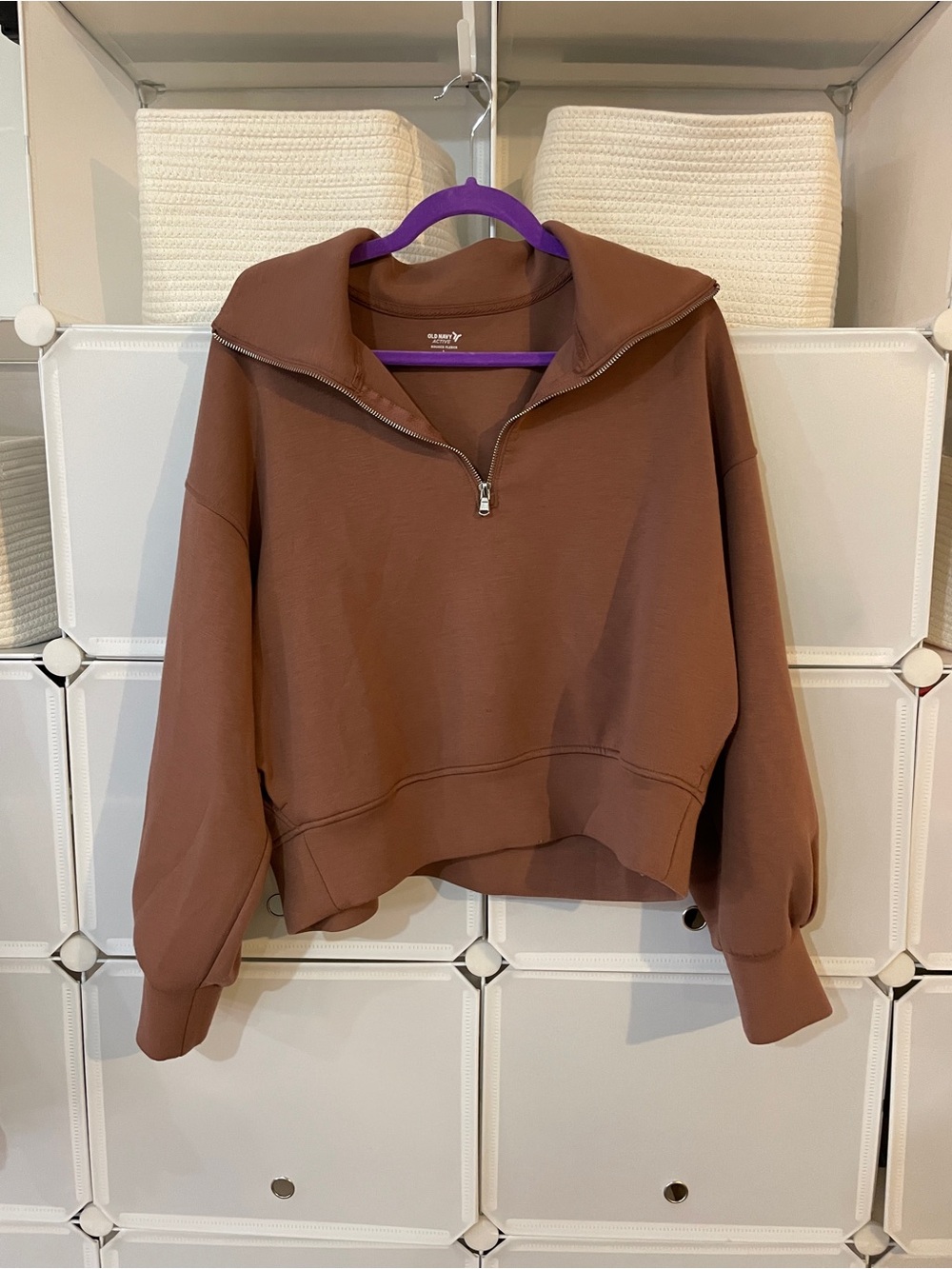 Old Navy Bounce fleece Half-Zip Cropped Sweatshirt pullover